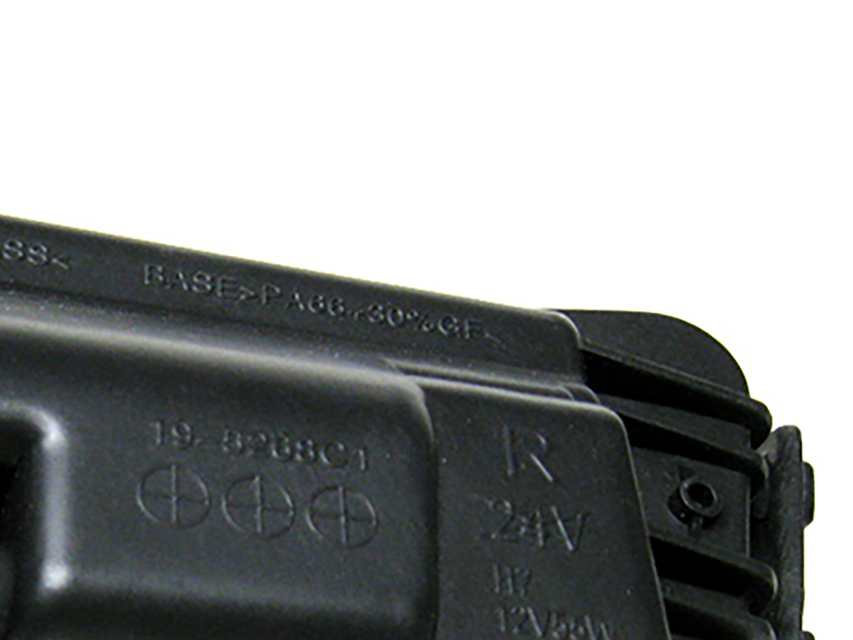 BMW E39 seria 5 96-00 halogen gładki prawy *