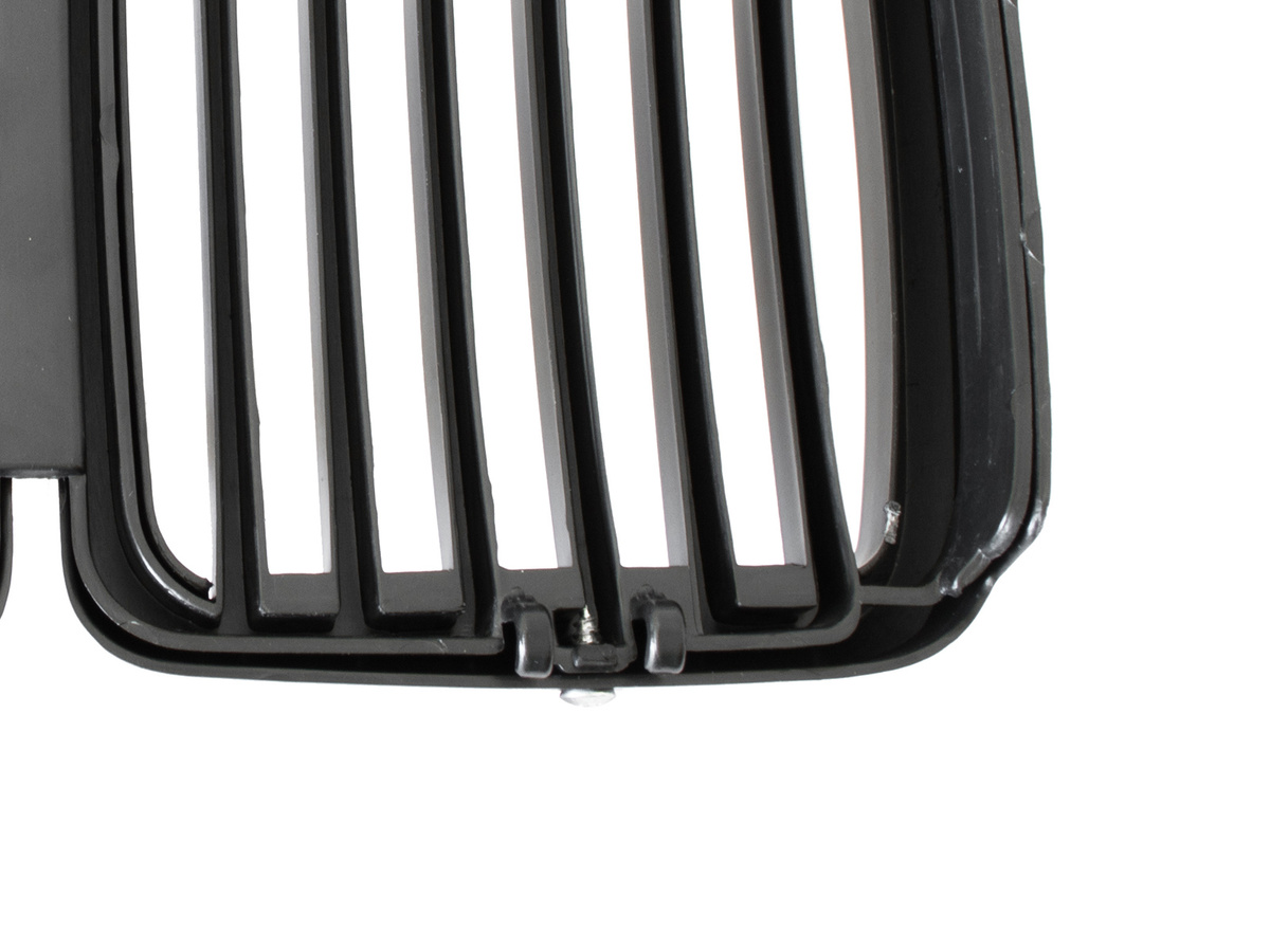BMW 3 E30 82-94 atrapy między reflektory (nerki) lewa + prawa kpl. BLACK MAT