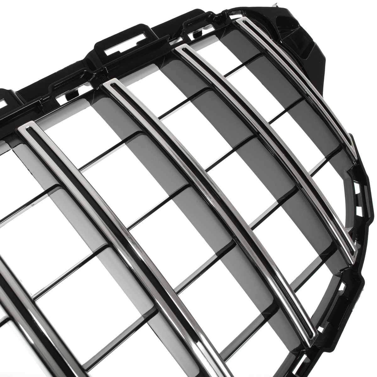 Mercedes W205 / C205 18-22 atrapa między reflektory (grill)