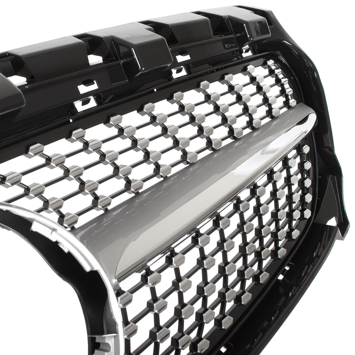 Mercedes CLA C117 / W117 13-19 atrapa między reflektory (grill)