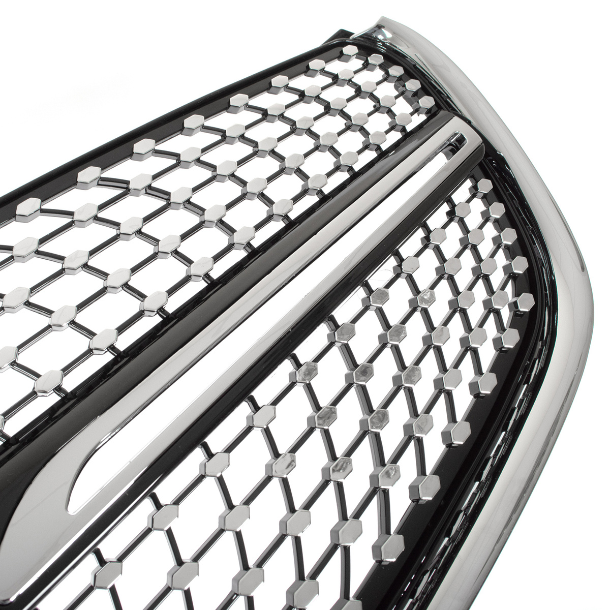 Mercedes VITO W447 2014- atrapa między reflektory (grill) DIAMOND BLACK + CHROM