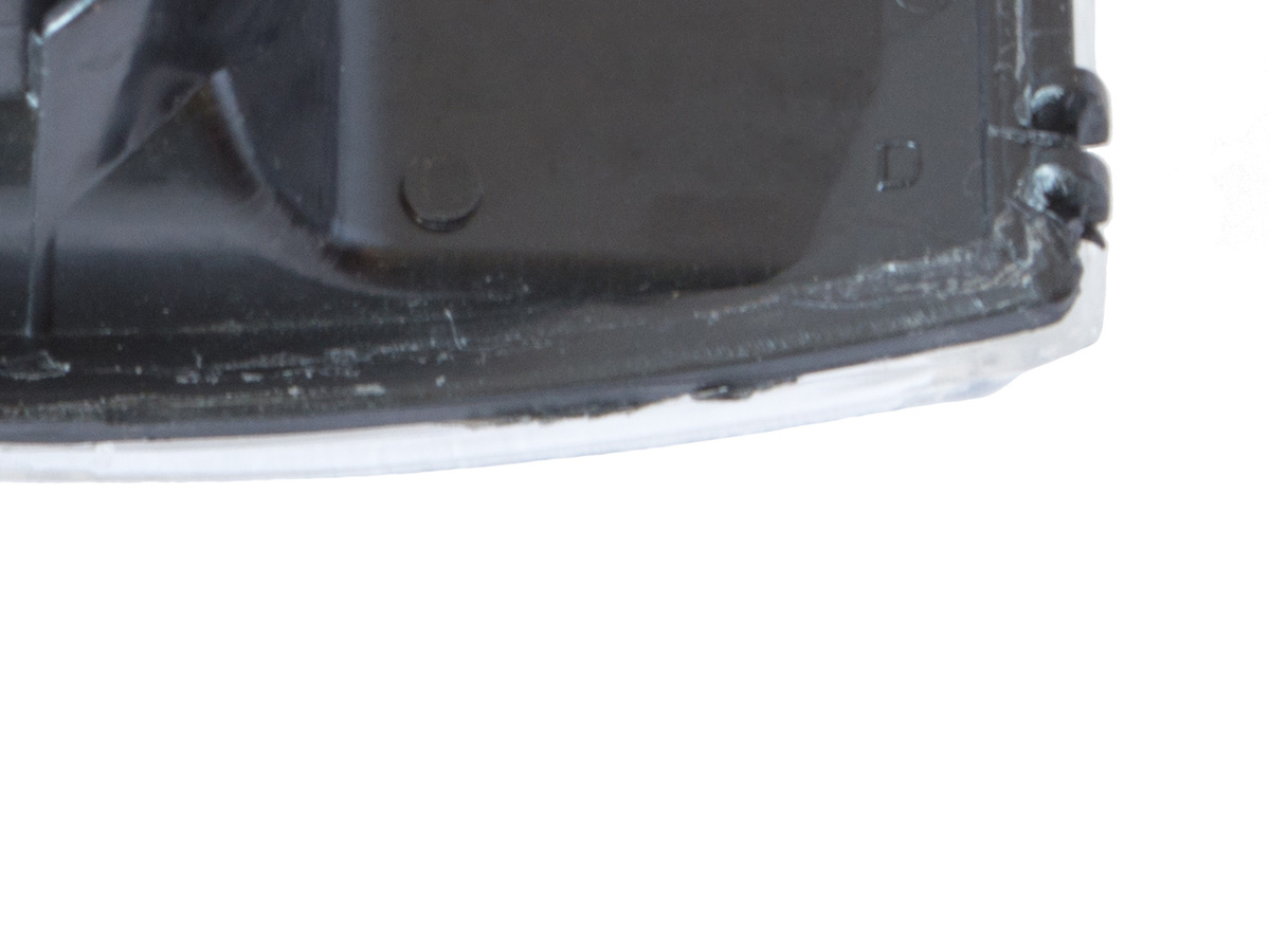Renault Fluence 10-13 kierunkowskaz w lusterko prawy CZARNA RAMKA