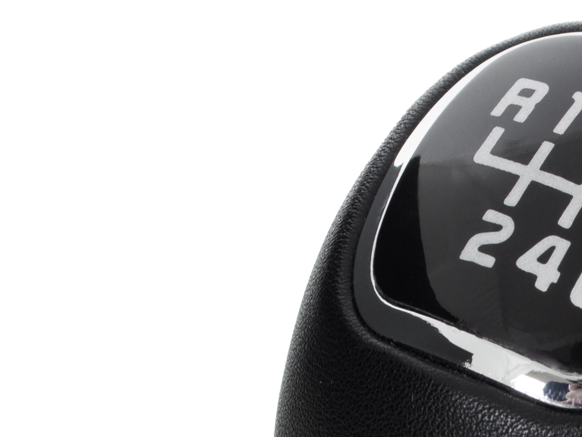 Kia Sportage III 09-15 gałka zmiany biegów CZARNA SKÓRA 6 BIEGÓW