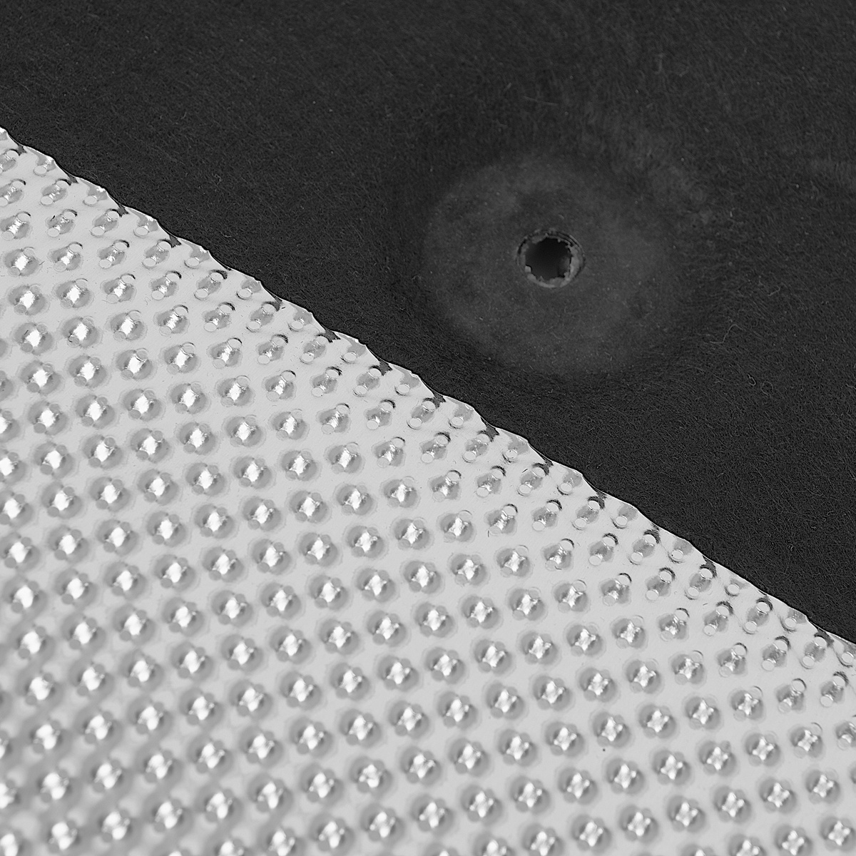 BMW X1 (E84) 09-15 wygłuszenie maski silnika Z MATĄ TERMICZNĄ + spinki montażowe