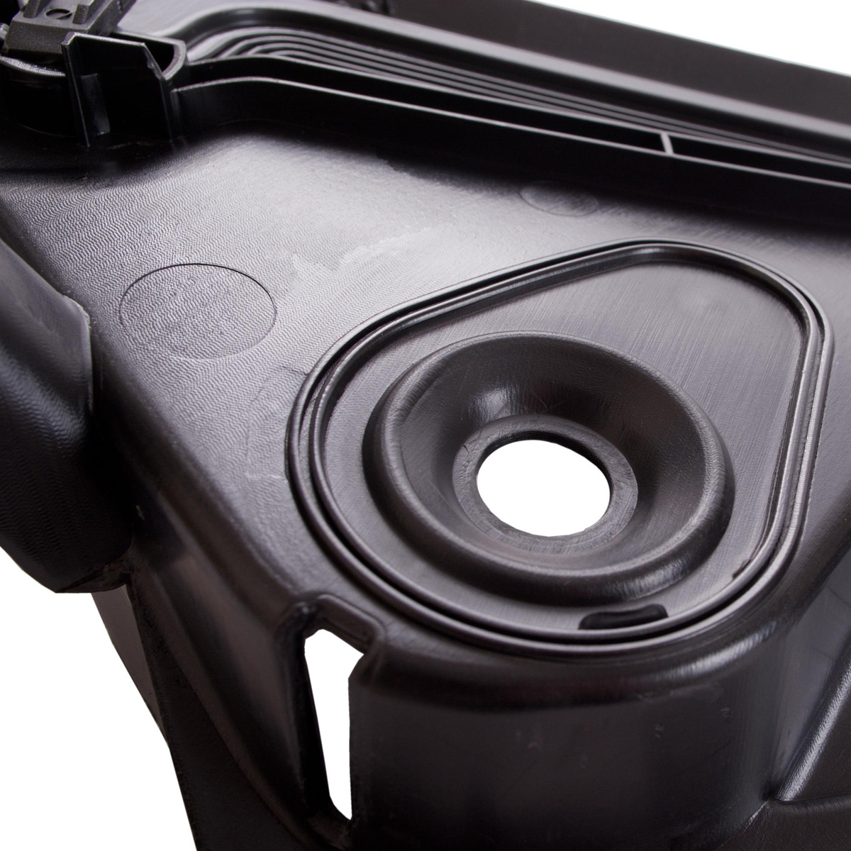 BMW 3 F30 F80 11-18 podszybie