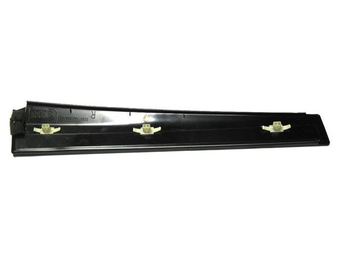 Ford Fiesta MK6 02-08 3 drzwiowy nakładka słupka drzwi prawa