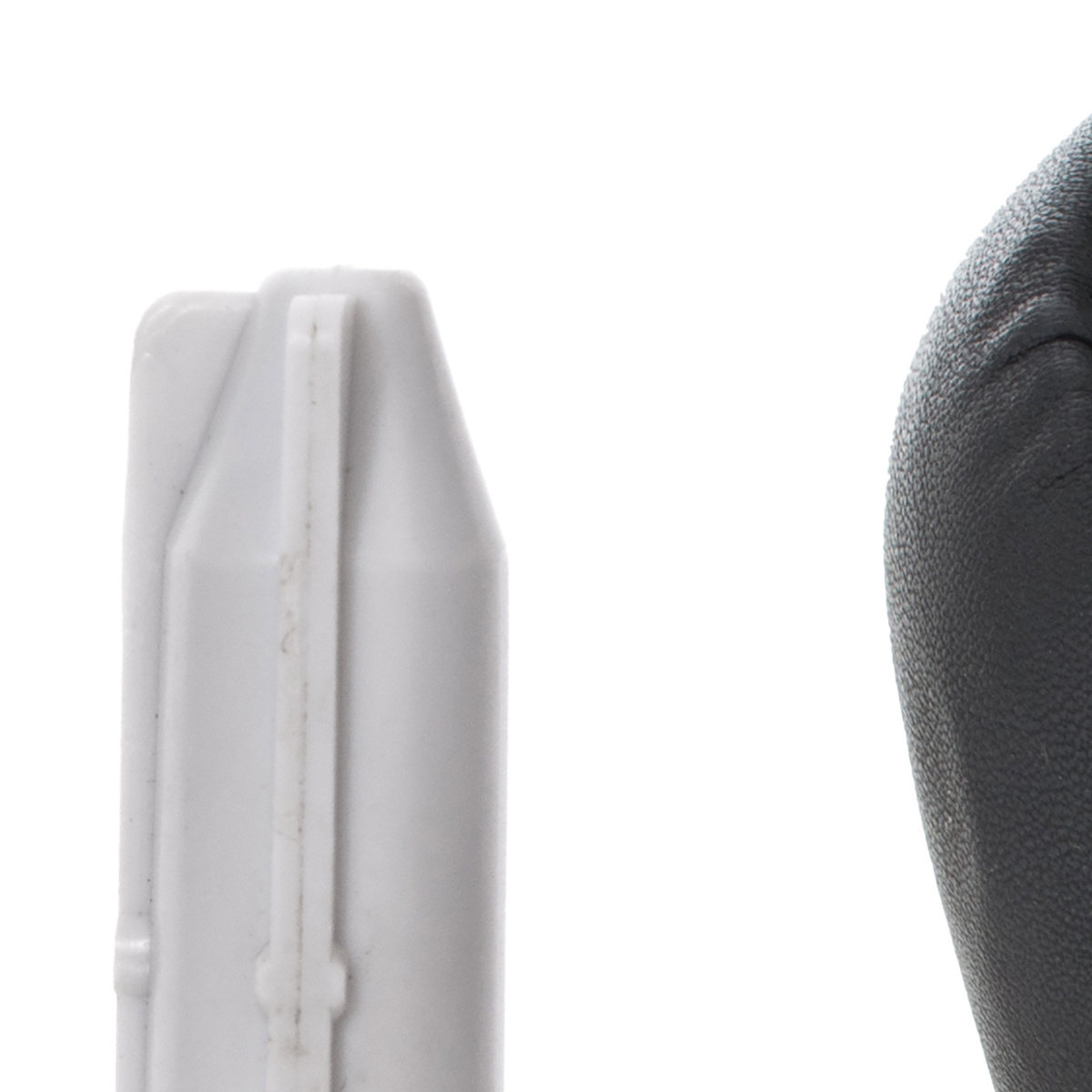 Renault Fluence gałka zmiany biegów 5 BIEGÓW CZARNA SKÓRA + CHROM + adapter / przejściówka dźwigni drążka gałki zmiany biegów 2 szt. KPL