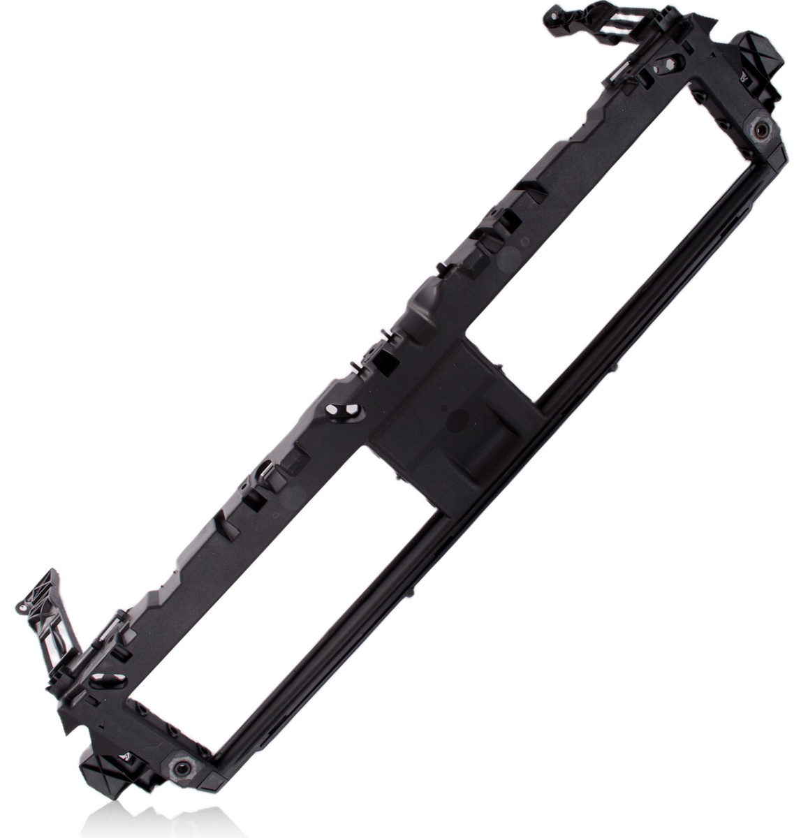 Audi A4 B9 2015- mocowanie grilla atrapy między reflektory